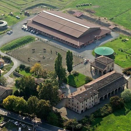 Agriturismo Corte Ghiara Hotel Fontanellato Buitenkant foto