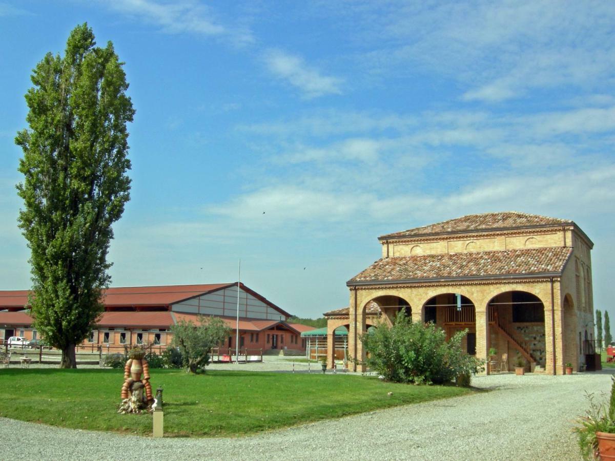 Agriturismo Corte Ghiara Hotel Fontanellato Buitenkant foto