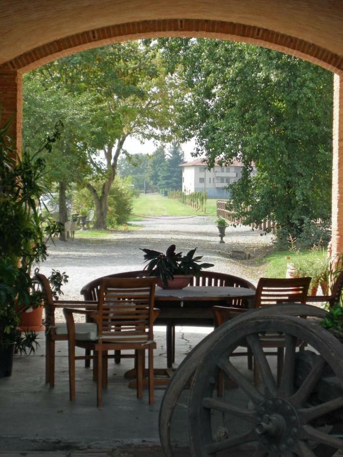 Agriturismo Corte Ghiara Hotel Fontanellato Buitenkant foto